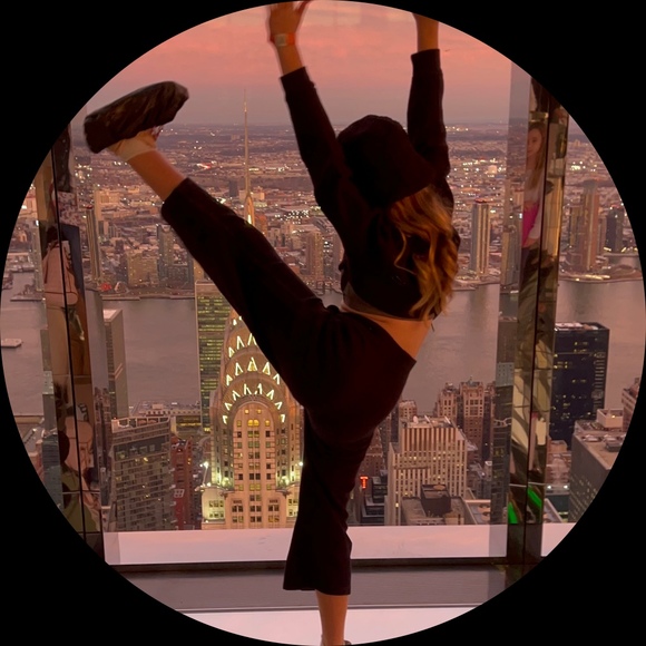 Profile Picture of Macie Campbell (@maciecampbel602) on Poshmark