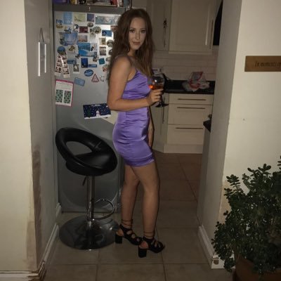 Profile Picture of Alice (@aliceporter_X) on Twitter