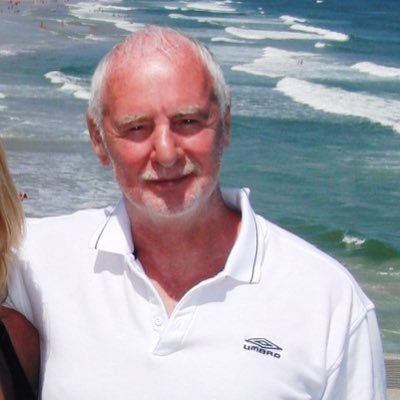 Profile Picture of Tony Hogan (@uktonyeverton) on Twitter