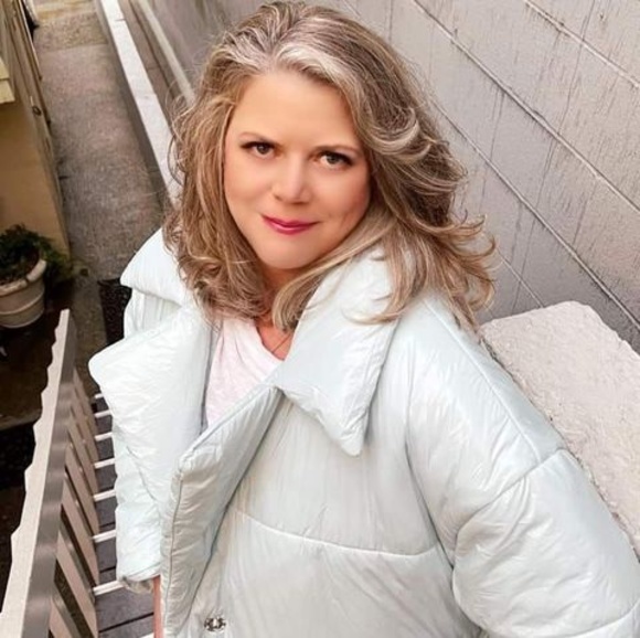 Profile Picture of Stacy Finkle halgren (@rigginsandmom) on Poshmark
