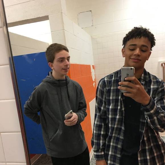 Profile Picture of Vincent Ward (@vincentmartin) on Poshmark