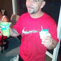 Profile Picture of Michael Paterno (@pizono81) on Twitter