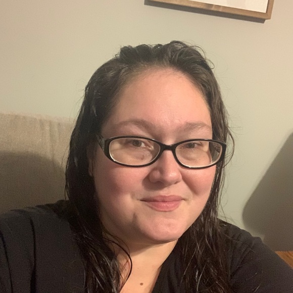 Profile Picture of Crystal Duncan (@cduncan2031) on Poshmark
