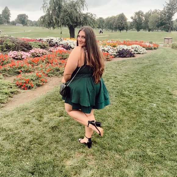 Profile Picture of Victoria Deraimo (@tory_nicole) on Poshmark