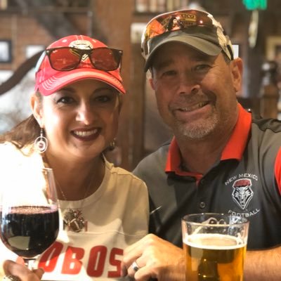 Profile Picture of Jim & Amy Miller (@JimAmyMiller2) on Twitter