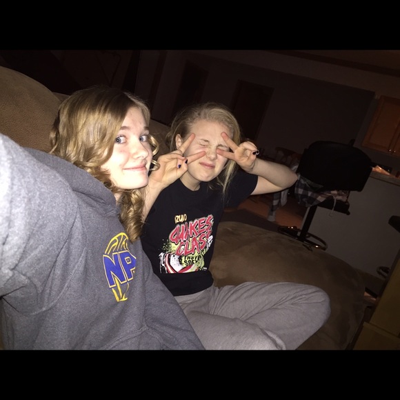 Profile Picture of Abby Schmidt (@abbyschmidt123) on Poshmark