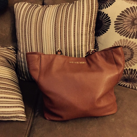 Profile Picture of Shelly Coons (@shelly8874) on Poshmark