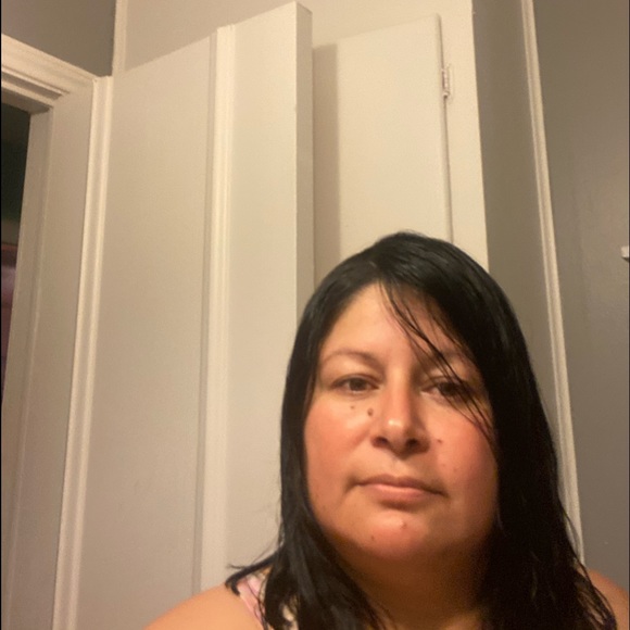 Profile Picture of Rosalba Rocha (@rocharosalba1) on Poshmark