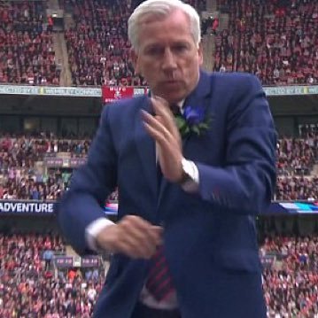 Profile Picture of David (@DancingPardew) on Twitter