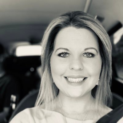 Profile Picture of Helen Ryles-Dean (@RylesDean) on Twitter