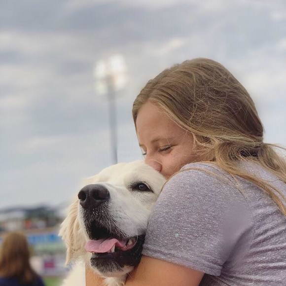 Profile Picture of Emily Ponstein (@emhope01) on Poshmark