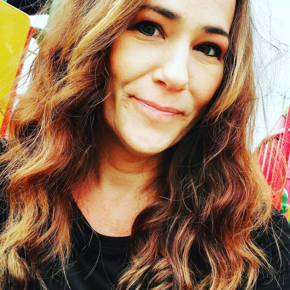 Profile Picture of Kelly Rambeaut (@kellyrambeaut) on Poshmark