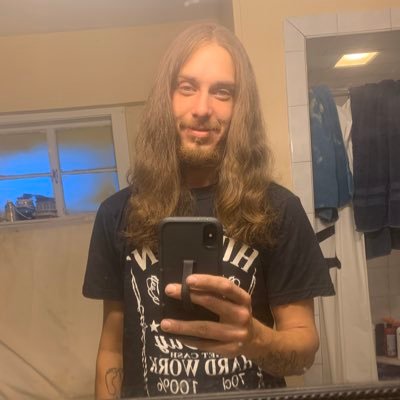 Profile Picture of Joshua Chennault (@smiley81315) on Twitter