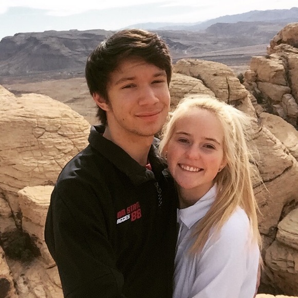 Profile Picture of Rylie Malmedal (@rmalm) on Poshmark