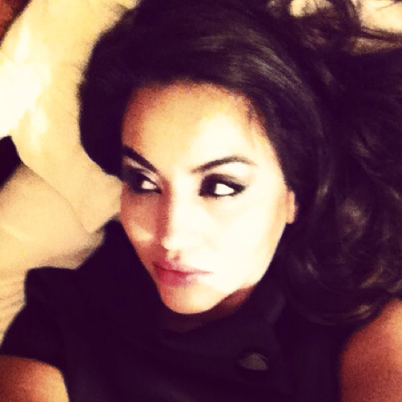 Profile Picture of Cynthia Delatorre (@cdelatorre1697) on Poshmark