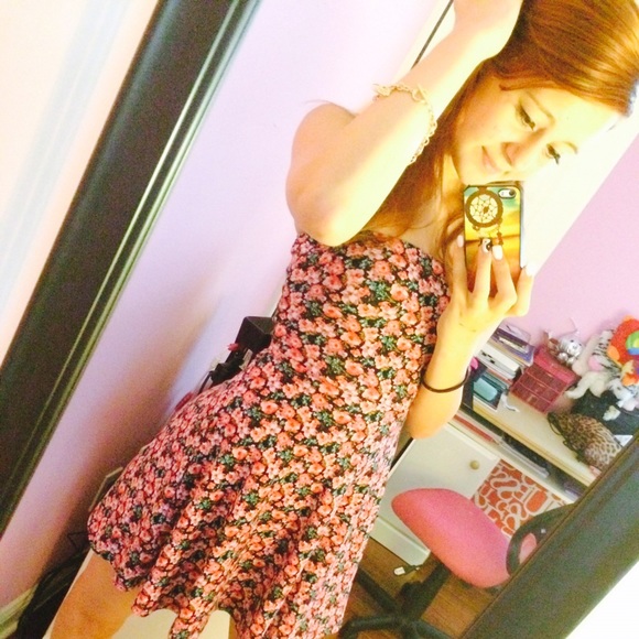 Profile Picture of Amanda Scirbona (@itsmandieee1) on Poshmark