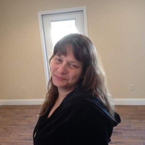 Profile Picture of Stephanie Windisch (@nannawindisch65) on Poshmark