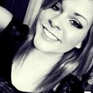 Profile Picture of Julie Whalen (@xojooliexo) on Myspace