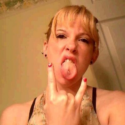 Profile Picture of Amber Raye Mason (@AmbieBambie1980) on Twitter