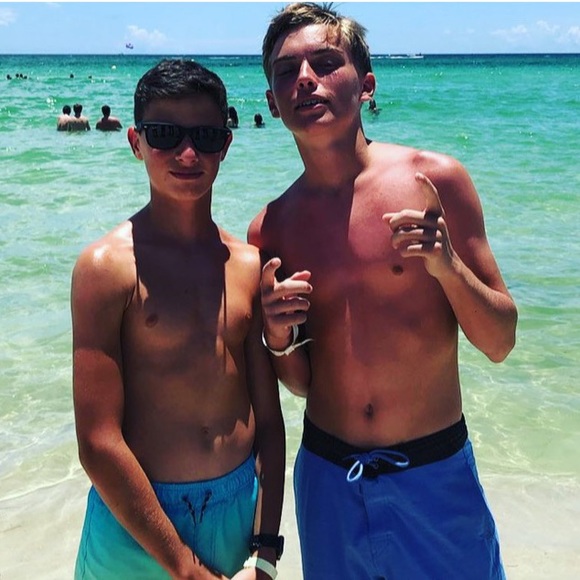 Profile Picture of Mason Truncale (@masontruncale) on Poshmark