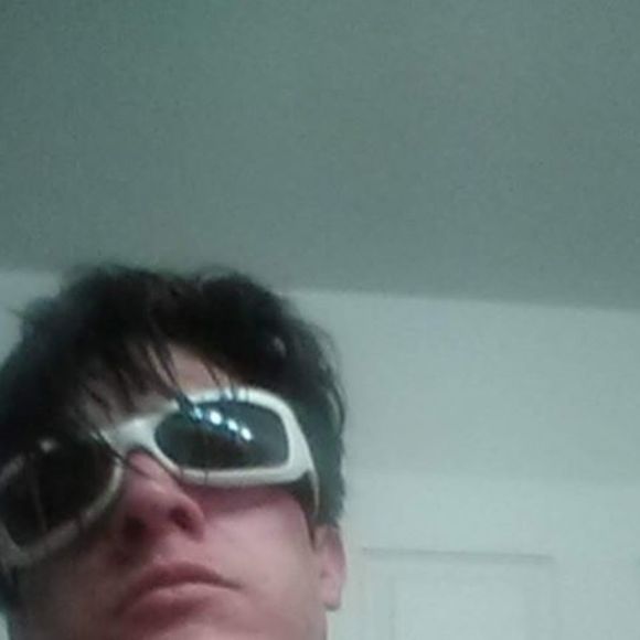 Profile Picture of Matt Haning (@haningm87) on Poshmark
