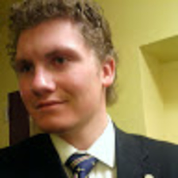 Profile Picture of David Pyke (@davidpyke) on Poshmark