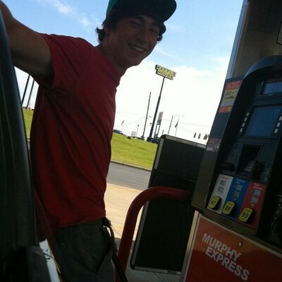 Profile Picture of Andrew Arledge (@AdrewArledge) on Twitter