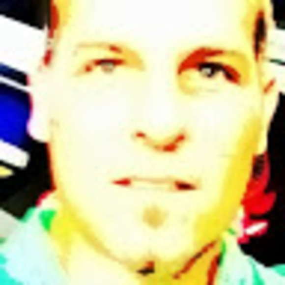 Profile Picture of Gary Holt (@gholt38) on Poshmark