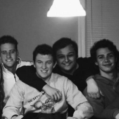 Profile Picture of Ken Jennings (@Max__Warren) on Twitter