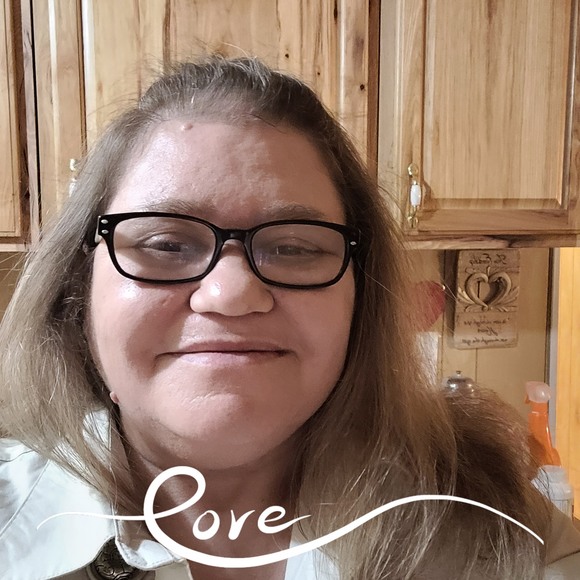 Profile Picture of Janet Davis (@jfdavis) on Poshmark