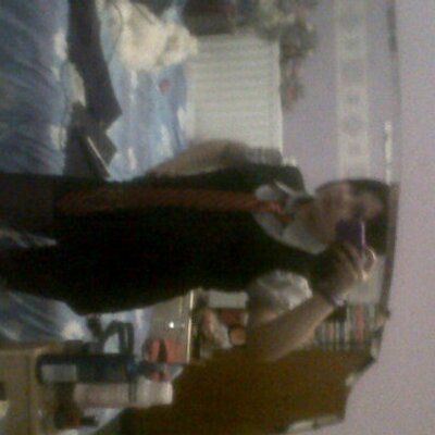 Profile Picture of #aliceoverton (@aliceoverton123) on Twitter