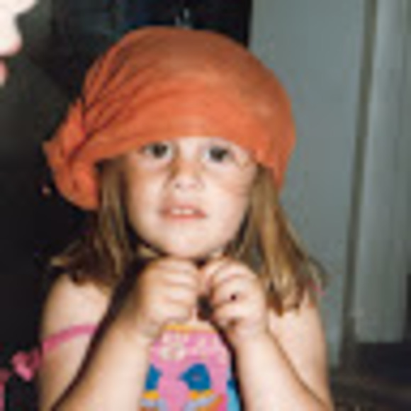 Profile Picture of Rachel Frohlich (@rachelfrohlich) on Poshmark