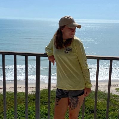 Profile Picture of Chloe Ross (@_Chloe_Ross) on Twitter