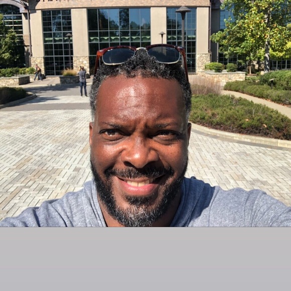 Profile Picture of Andre Washington (@feelgoodmd991) on Poshmark
