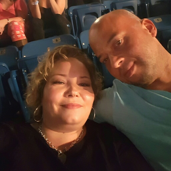 Profile Picture of Ivy Mays (@ivymays) on Poshmark