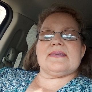 Profile Picture of Beth Sliter (@beth.sliter) on Facebook