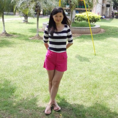 Profile Picture of Crystal Zhang (@crystalzhang_68) on Twitter