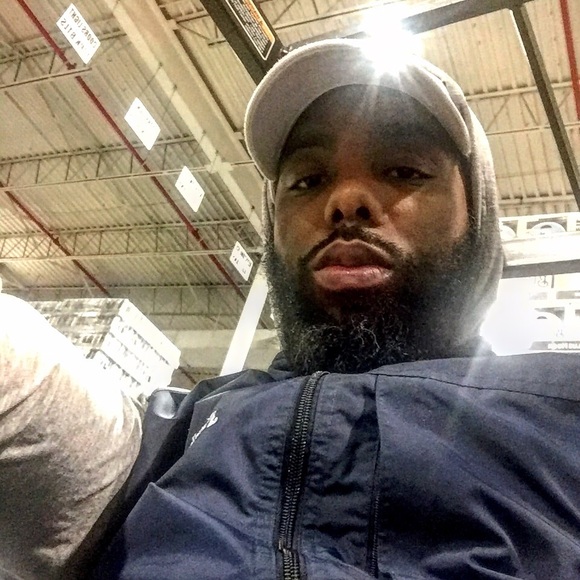 Profile Picture of Joseph Harper (@harper1508) on Poshmark