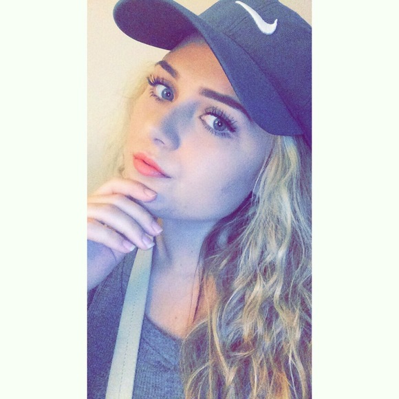 Profile Picture of Morgan Mcgill (@mcmcgill06) on Poshmark