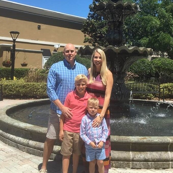 Profile Picture of Tate Chesley (@tatechesley) on Poshmark