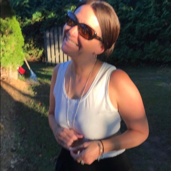 Profile Picture of Christa Fife (@fifechrj) on Poshmark