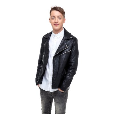 Profile Picture of James Everton (@MrJamesEverton) on Twitter