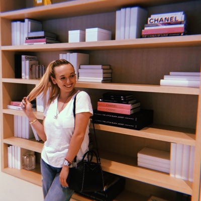 Profile Picture of Alessandra (Ali) Quintero (@aliquintero84) on Twitter