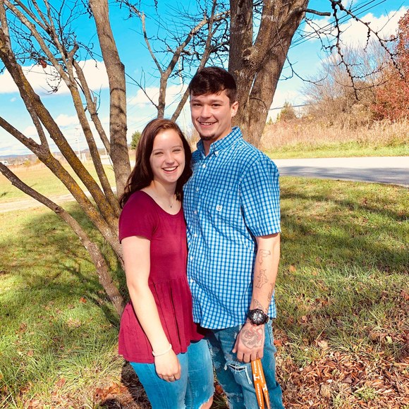 Profile Picture of Kaylee Renfroe (@kaykay678990) on Poshmark