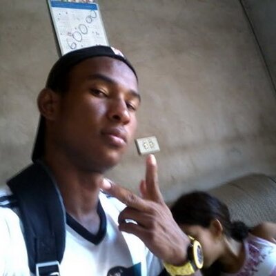 Profile Picture of Ariel Santos (@arielsantos99) on Twitter