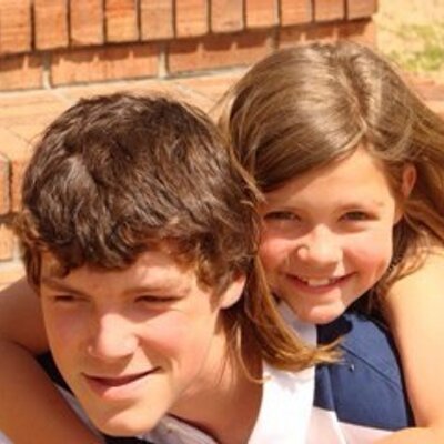 Profile Picture of Carly Jo (@Weeks_11) on Twitter