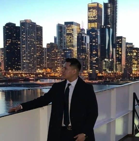 Profile Picture of Arturo Ochoa (@arturoochoa) on Poshmark