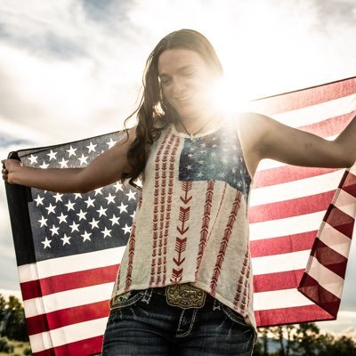 Profile Picture of Molly Engle (@molly_engle) on Twitter