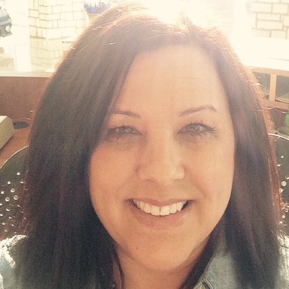 Profile Picture of Monica Clayton (@monica46) on Poshmark