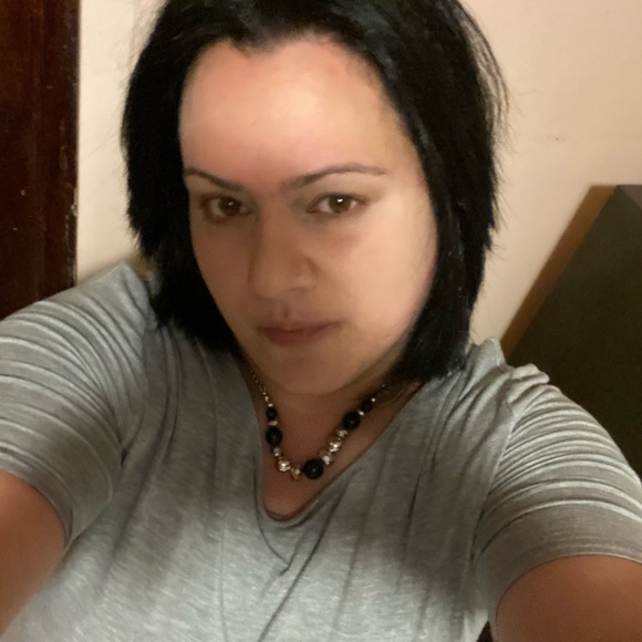 Profile Picture of Wilma Rodriguez (@wilmarodrigu773) on Poshmark